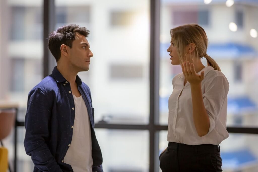 Comunicação Não Verbal: Como Ela Impacta Sua Autoridade?